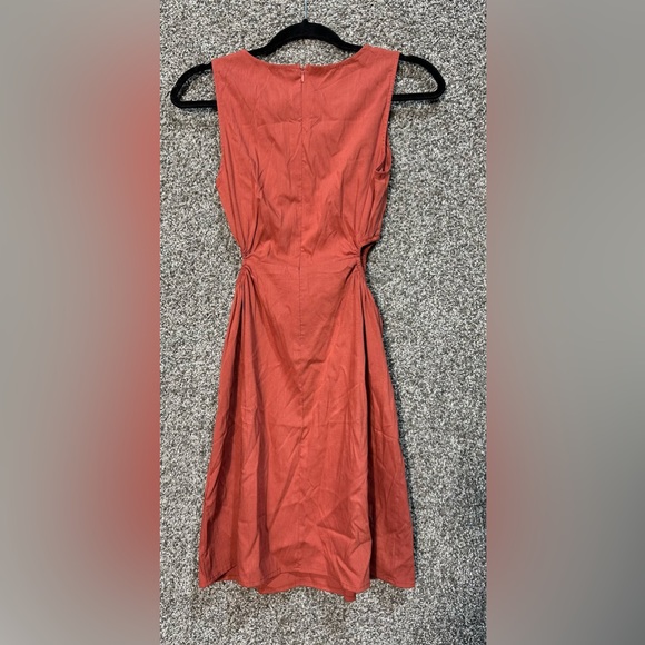 NWOT Summer Mini Dress with Cut-Out Waist Size XS - Picture 5 of 8